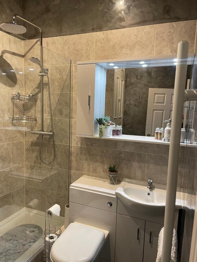 Courtyard Holiday Apartments Belper Luaran gambar