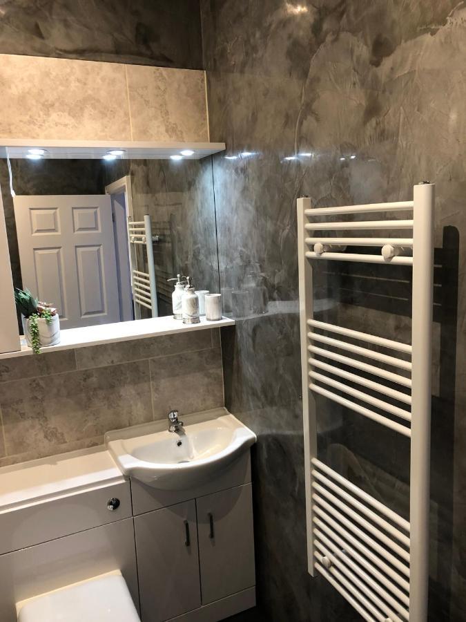 Courtyard Holiday Apartments Belper Luaran gambar