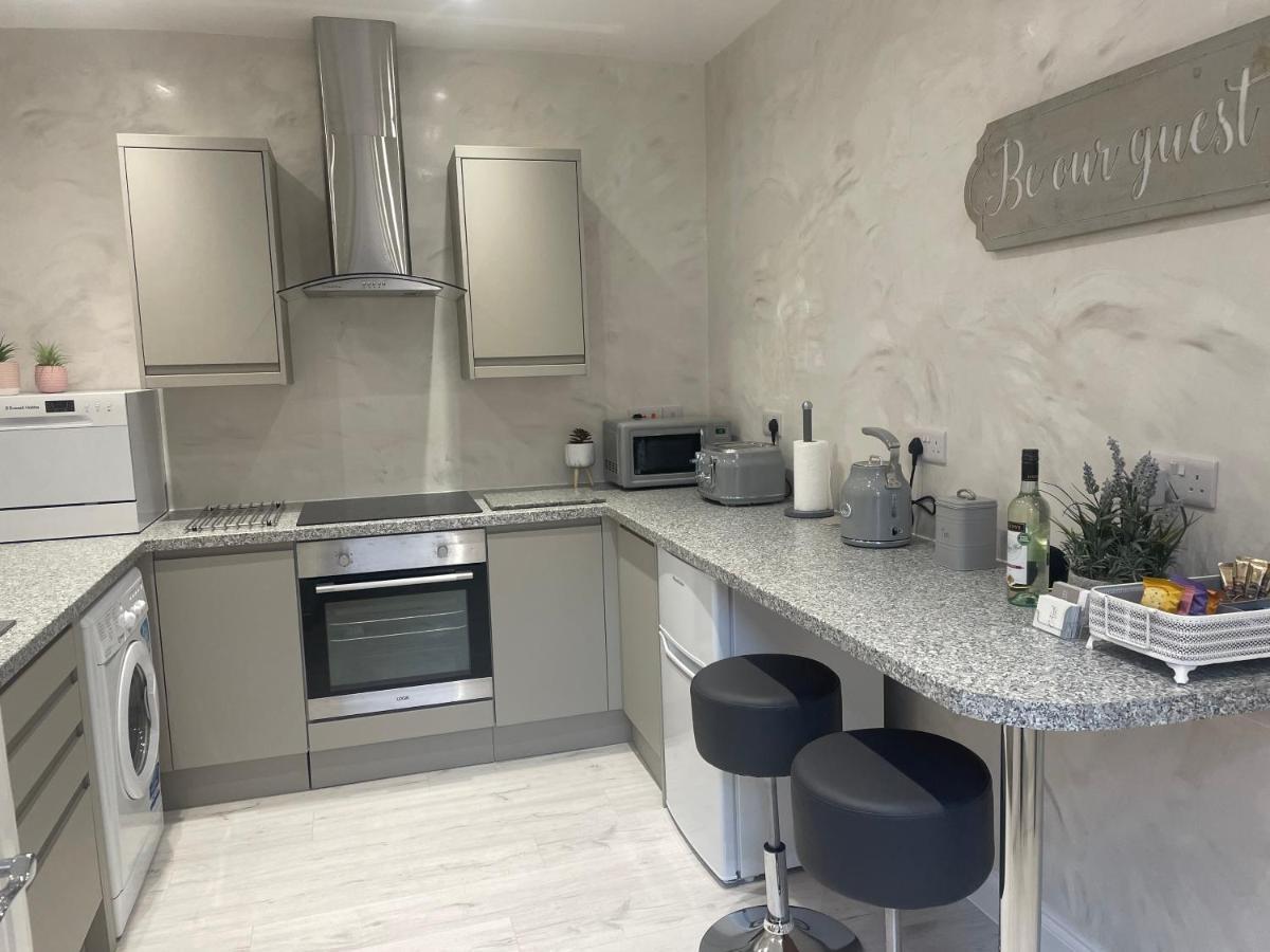Courtyard Holiday Apartments Belper Luaran gambar