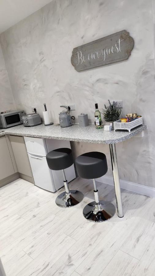 Courtyard Holiday Apartments Belper Luaran gambar