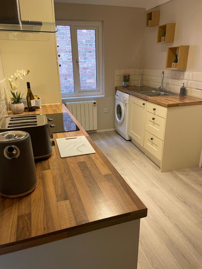 Courtyard Holiday Apartments Belper Luaran gambar