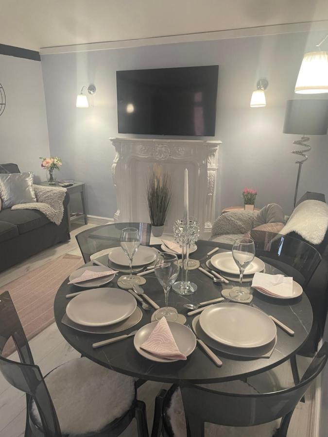 Courtyard Holiday Apartments Belper Luaran gambar